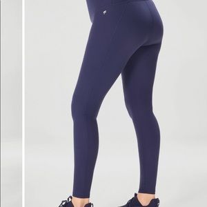 Fabletics maternity leggings